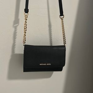 black leather michael kors cross body purse